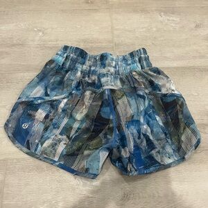 Lululemon hotty hot shorts